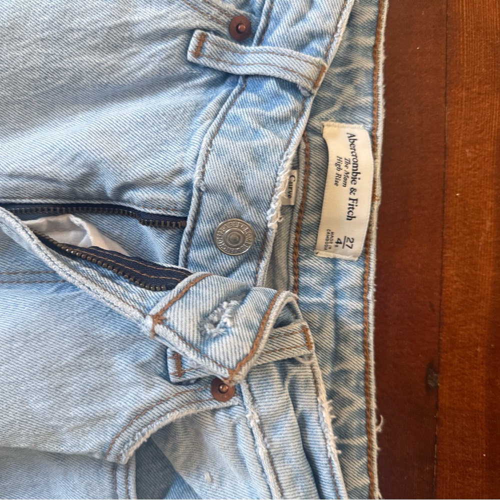 Abercrombie & Fitch Light Blue Jeans
